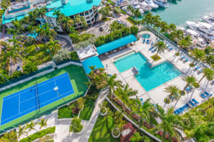 400 Alton Rd, Miami Beach, FL 33139, Sold 02/23/21