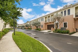 2420 Venetian Way, Boynton Beach, FL 33426, Sold 04/01/21