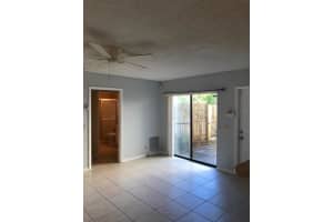 26 Crossings Cir, Boynton Beach, FL 33435, Sold 02/26/21