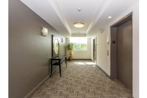 2421 NE 65th St, Fort Lauderdale, FL 33308, Sold 04/09/21