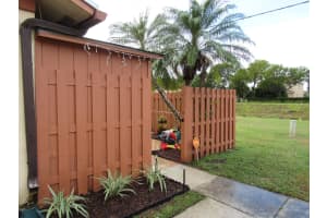 1111 Summit Pl Cir, West Palm Beach, FL 33415, Sold 04/23/21
