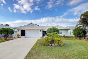 6730 SE Lillian Ct, Stuart, FL 34997, Sold 04/19/21