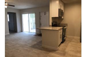 36 N Crossings Cir, Boynton Beach, FL 33435, Sold 04/12/21