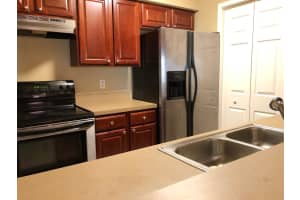 733 Riverside Dr, Coral Springs, FL 33071, Sold 05/28/21