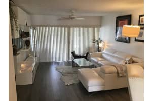 1427 E Hillsboro Blvd, Deerfield Beach, FL 33441, Sold 04/05/21