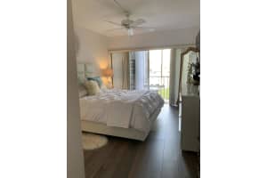 1427 E Hillsboro Blvd, Deerfield Beach, FL 33441, Sold 04/05/21