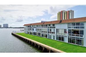 400 Wilma Cir, West Palm Beach, FL 33404, Sold 04/16/21