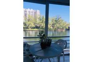 300 Diplomat Pkwy, Hallandale Beach, FL 33009, Sold 05/14/21