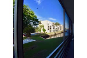 200 Waterway Dr S, Lantana, FL 33462, Sold 06/07/21
