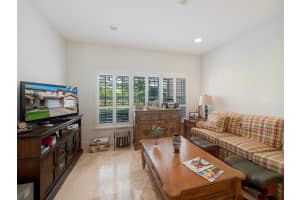 6450 Park Lake Cir, Boynton Beach, FL 33437, Sold 03/15/21