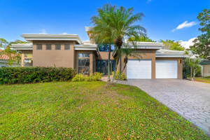 2637 NW 49th St, Boca Raton, FL 33434, Sold 03/12/21