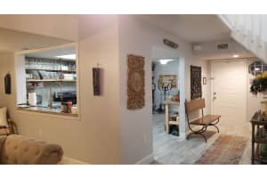 570 N University Dr, Plantation, FL 33324, Sold 04/15/21