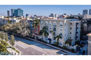 ??? ????? 780 S Sapodilla Ave, West Palm Beach, FL 33401, Sold 03/08/21