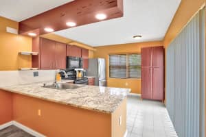 2 Amherst Ct, Royal Palm Beach, FL 33411, Sold 03/12/21