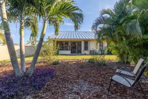 7901 SE Sugar Sand Cir, Hobe Sound, FL 33455, Sold 04/15/21