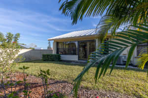 7901 SE Sugar Sand Cir, Hobe Sound, FL 33455, Sold 04/15/21