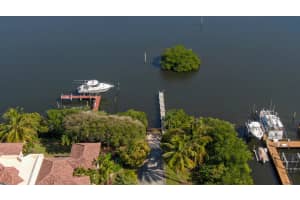 8115 SE Governors Way, Hobe Sound, FL 33455, Sold 04/19/21