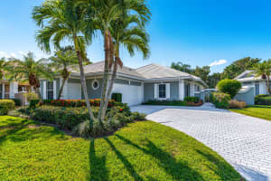 2552 SW Brookwood Ln, Palm City, FL 34990, Sold 03/12/21