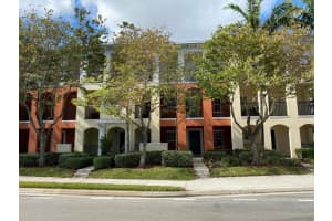 708 SW 1st Ave, Pompano Beach, FL 33060, Sold 04/30/21