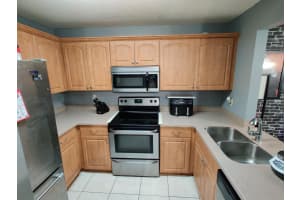 120 Cypress Way W, Palm Springs, FL 33406, Sold 03/03/21