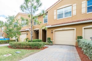 5815 Monterra Club Dr, Lake Worth, FL 33463, Sold 04/05/21