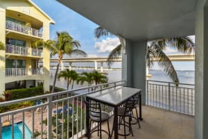 215 NW Flagler Ave, Stuart, FL 34994, Sold 02/23/21