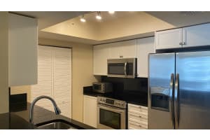 99 SE Mizner Blvd, Boca Raton, FL 33432, Sold 06/02/21