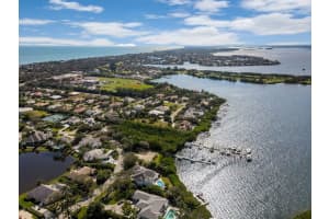 205 Riverway Dr, Vero Beach, FL 32963, Sold 06/03/21