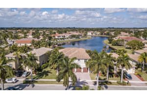 7043 Houlton Cir, Lake Worth, FL 33467, Sold 02/25/21