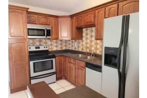 7170 SW 11th Ct, North Lauderdale, FL 33068, Sold 03/05/21