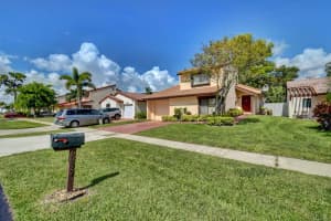 6377 Lantana Pines Dr, Lake Worth, FL 33462, Sold 04/29/21