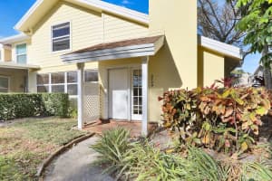 3730 SW Sunset Trace Cir, Palm City, FL 34990, Sold 03/12/21