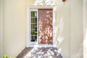 605 NE Francesca Ln, Boca Raton, FL 33487, Sold 02/25/21