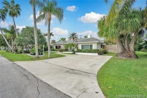 261 NW 11th Ave, Boca Raton, FL 33486, Sold 04/19/21