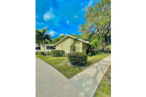 4860 NW 22nd St, Coconut Creek, FL 33063, Sold 03/30/21