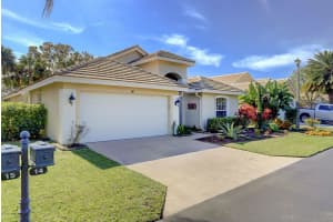 14 Lawrence Lake Dr, Boynton Beach, FL 33436, Sold 03/22/21