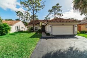 1160 New Parkview Pl, Haverhill, FL 33417, Sold 03/12/21