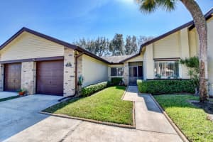 105 Village Walk Dr, Royal Palm Beach, FL 33411, Sold 03/22/21