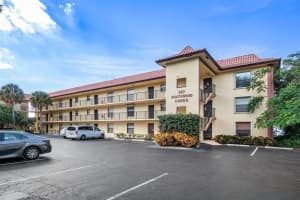 327 Southwind Dr, North Palm Beach, FL 33408, Sold 04/20/21