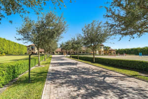 3410 Old Hampton Dr, Wellington, FL 33414, Sold 09/13/21