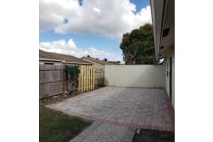 5954 Lincoln Cir W, Lake Worth, FL 33463, Sold 04/02/21