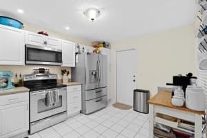 2403 Maplewood Dr, Greenacres, FL 33415, Sold 03/19/21