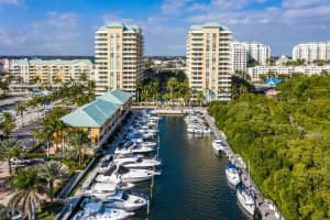 700 E Boynton Beach Blvd, Boynton Beach, FL 33435, Sold 11/15/21