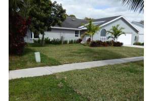 132 Sherwood Dr, Royal Palm Beach, FL 33411, Sold 05/20/21
