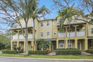 128 W Royal Palm Cir, Jupiter, FL 33458, Sold 03/03/21