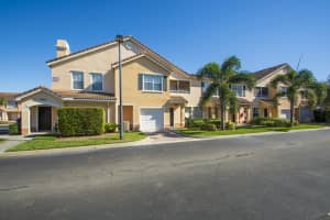 MLS# R10689368, Vero Beach, Florida 32966