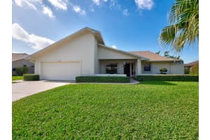 7044 SE Bunker Hill Dr, Hobe Sound, FL 33455, Sold 03/30/21