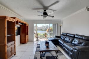 13791 Oneida Dr APT F1, Delray Beach, FL 33446, Sold 05/12/21