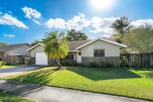 2200 NW 103rd Ave, Pembroke Pines, FL 33026, Sold 03/12/21