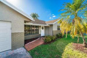 2200 NW 103rd Ave, Pembroke Pines, FL 33026, Sold 03/12/21